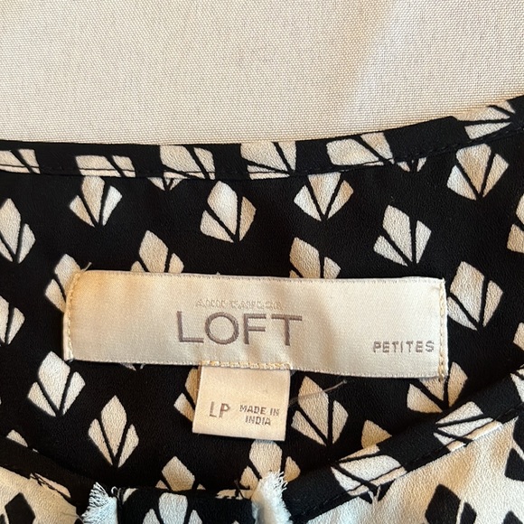 Loft Petite tank top - Picture 3 of 5